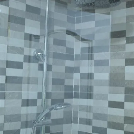 Nunez De Balboa Otel *